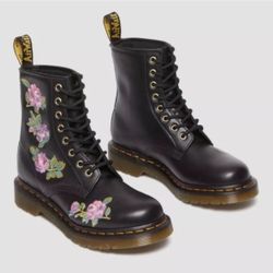 Dr. Martens 1460 Vonda II Flower Embroidered Boots - Women US Sizes 7/8/9 - NEW