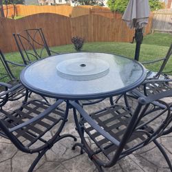 Outdoor Dining Table And 5 Chairs NO CUSHIONS  