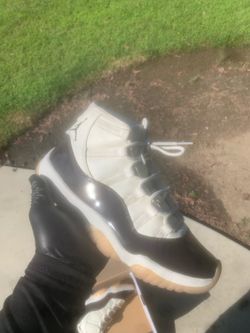 Jordan 11 Gratitude