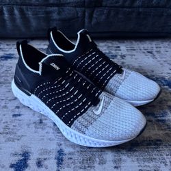 Nike React Phantom Run Flyknit 2 Shoes