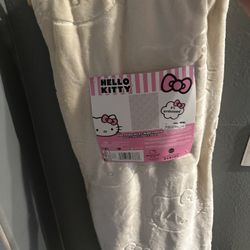 Hello Kitty Throw