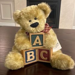 Heritage Classics Collectible Teddy Bear Plush By Ganz with ABC Blocks NWT EC 