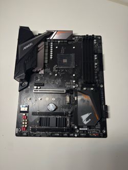 Gigabyte AORUS B450 Pro WiFi Motherboard