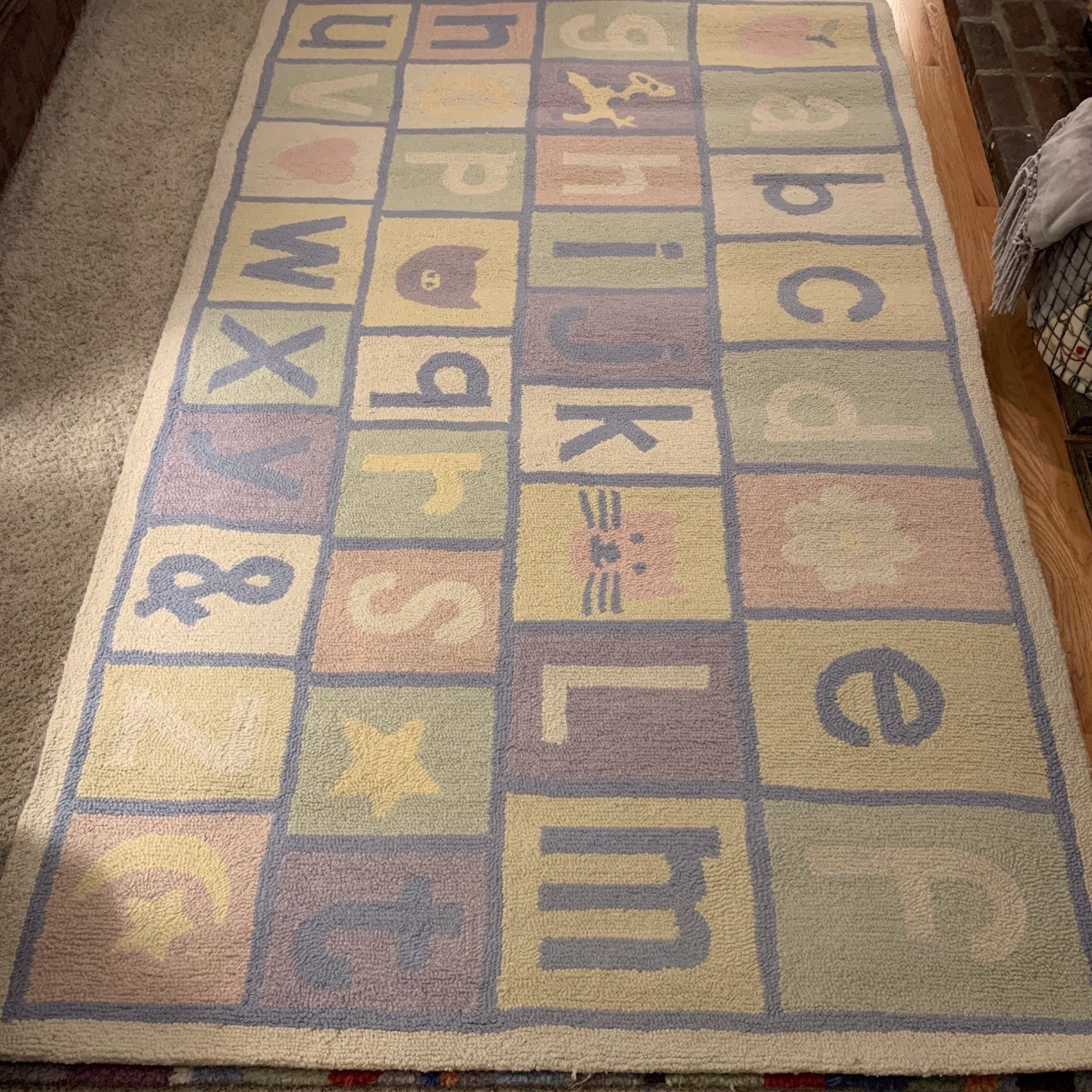 Pottery Barn Kids - Alphabet Rug - 5x8