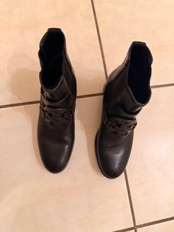 Tory burch  Leather Ankle Boots with Cutout Detail