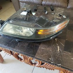 Left Headlight For 04 Acura Tl 