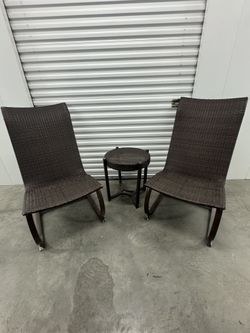 5-Piece Brown Wicker-Style Chairs, Footrests & Table