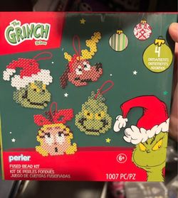 Grinch perler set