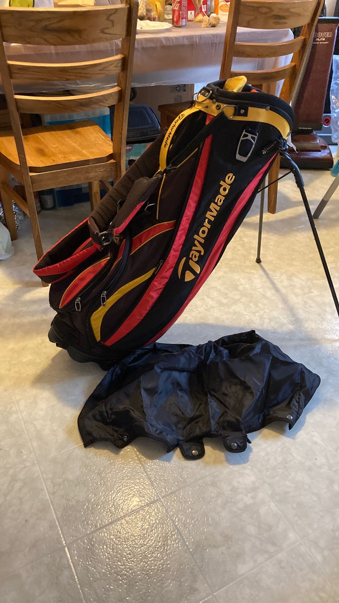 TaylorMade Burner Golf Bag Cart with Rain Cover 6 Slots