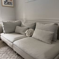 SÖDERHAMN White IKEA Couch 