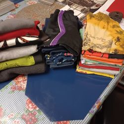 Kids Cloth Size 4 (11 Shirts,4pants,1short,7 Suéters