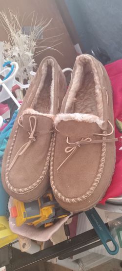 Men shoe size 13