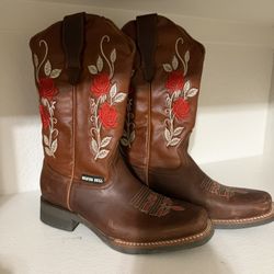 Women Boots 7.5