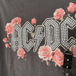 NWT AC/DC Torrid T-shirt Size 0