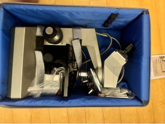 Vintage Olympus CHB Binocular Laboratory Microscope – Japan – 4 Objectives + Case