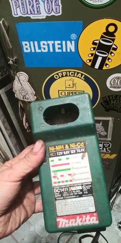 Makita brand drill charger no drill just charger