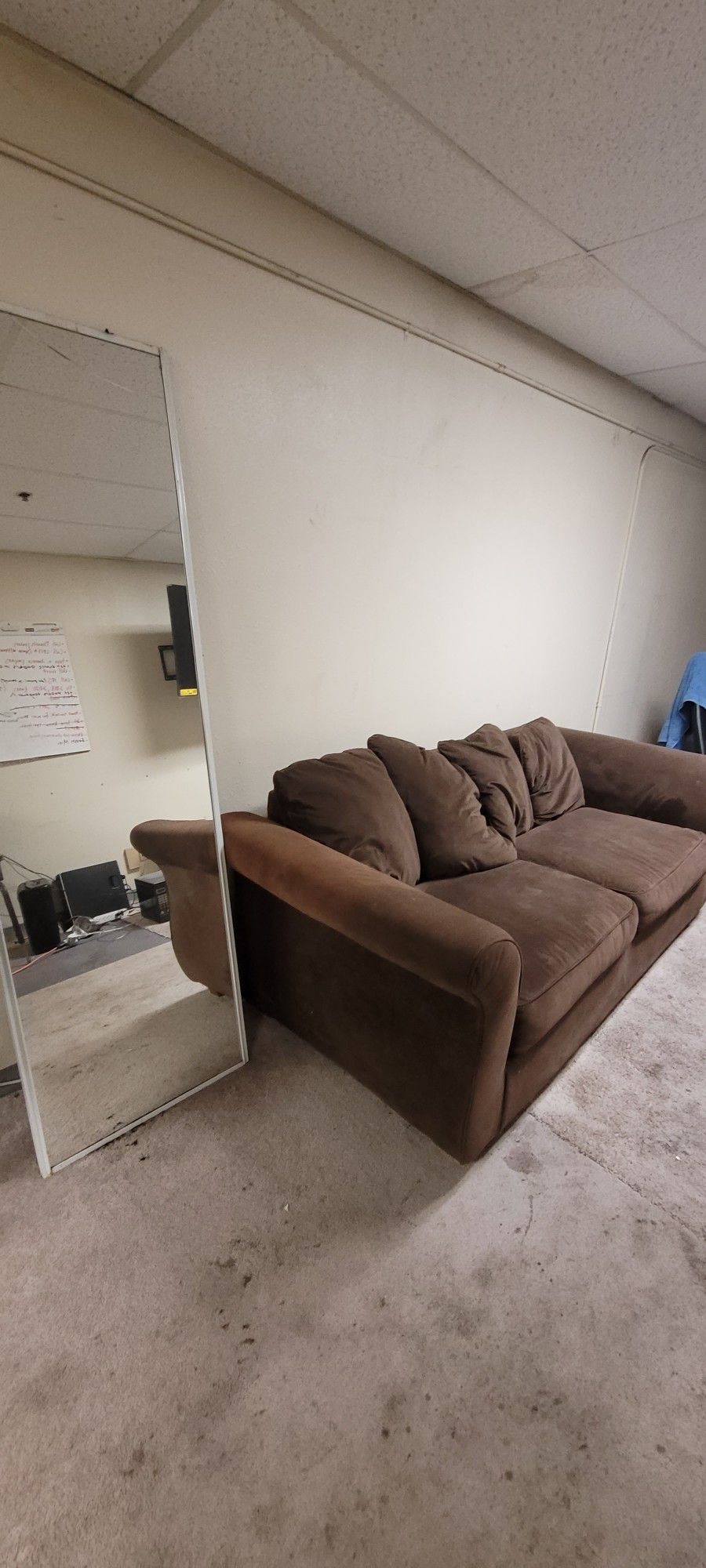 Sofa And Mirror 