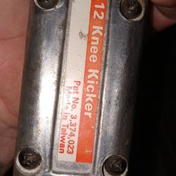 Original Robert's 10-412 Knee Kicker Tool