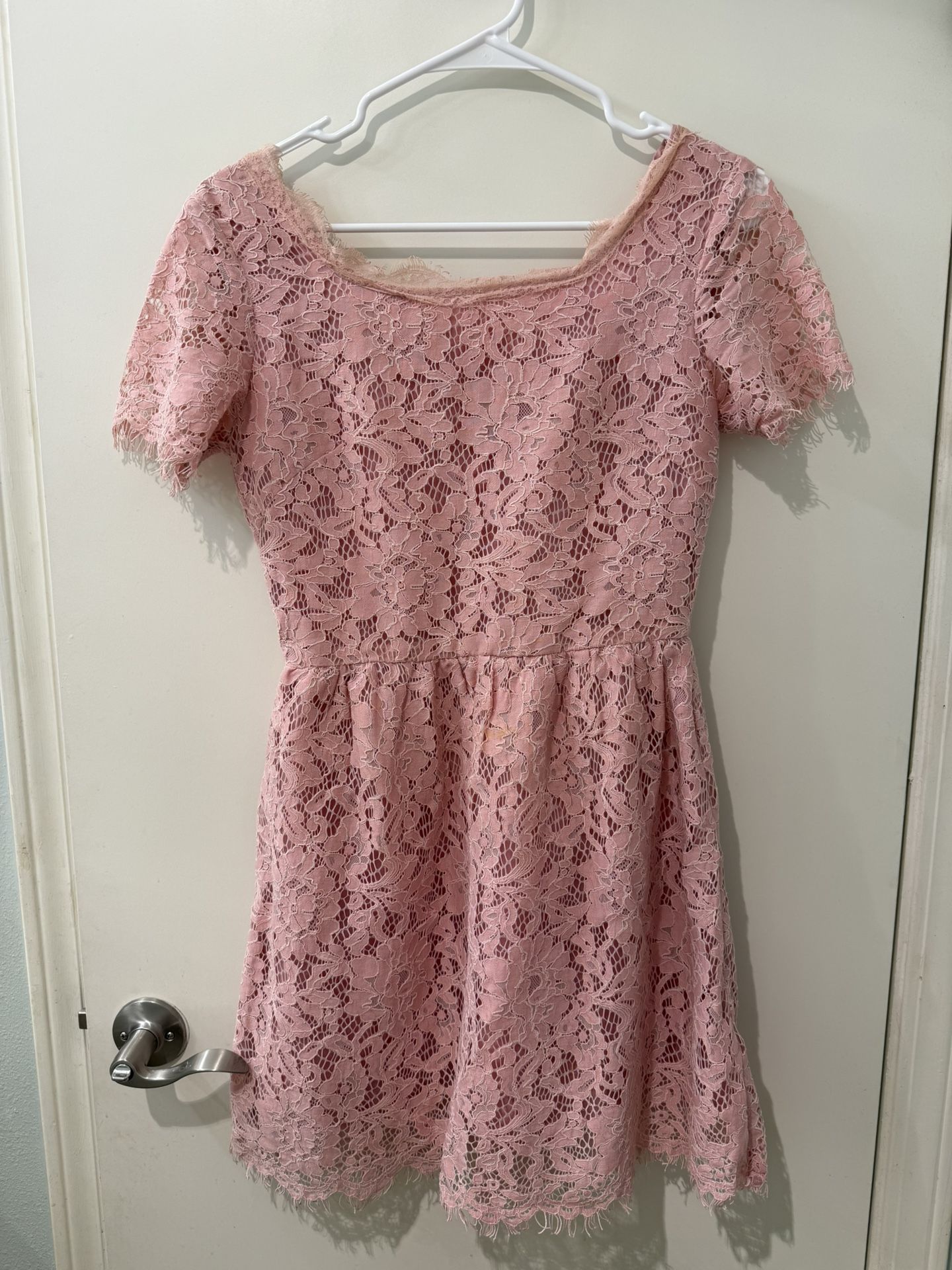 Women’s Pink Lace Dress – Elegant Short Sleeve Fit & Flare Party Outfit