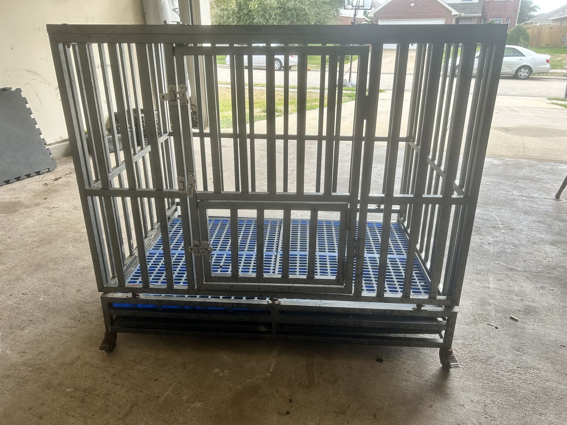 Dog Kennel/cage/Crate