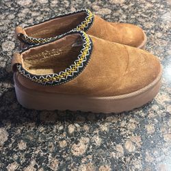 Mudd platform flippers women size 7