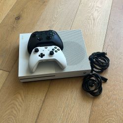 Xbox One S  500GB 