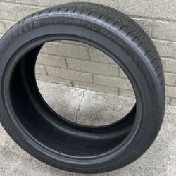 285/40ZR21 Michelin Pilot Sport AS