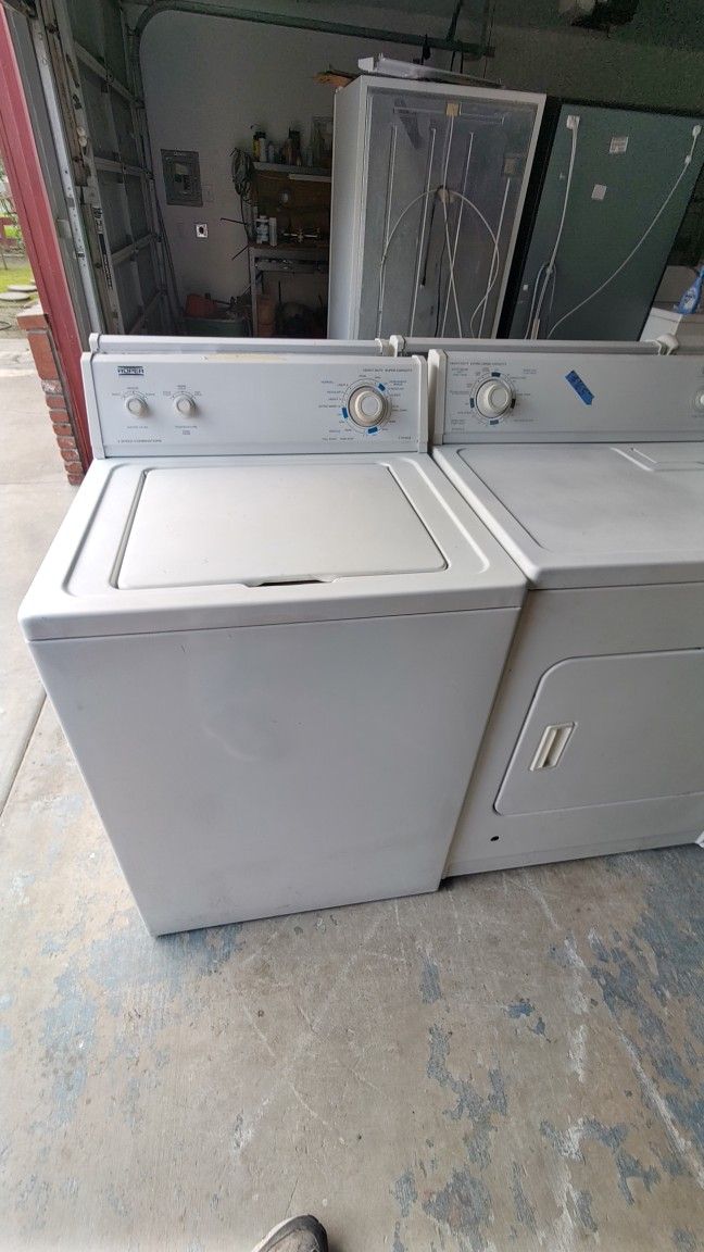 Washer Gas Dryer Set