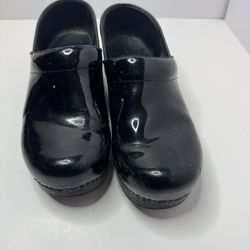 Dansko Professional Black Patent Leather Clogs Size EU38/7.5
