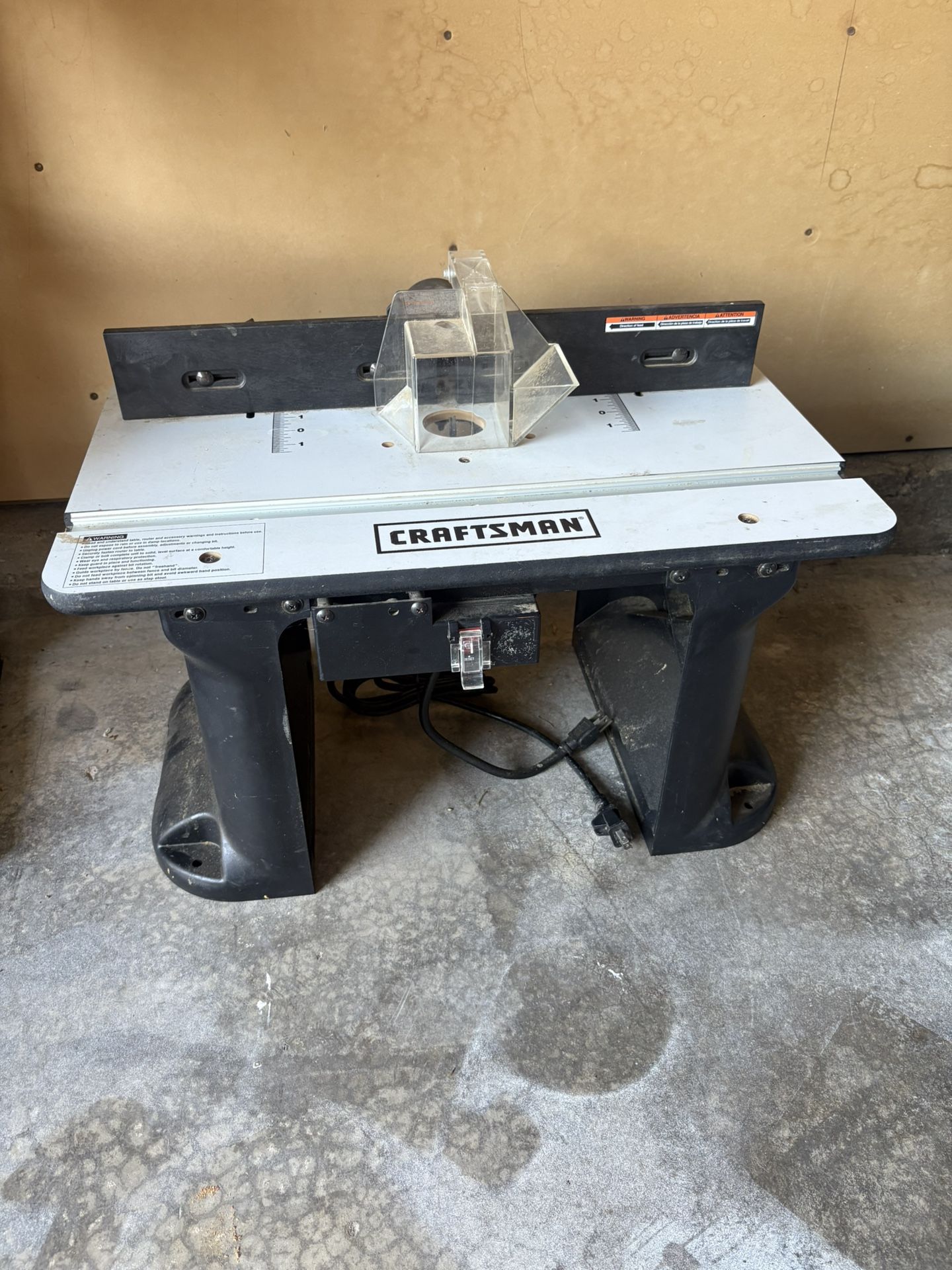 Craftsman 10 Amp Fixed Router and Table