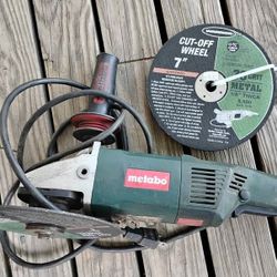 Metabo Industrial With 10 Diamond Cut Discs Included
