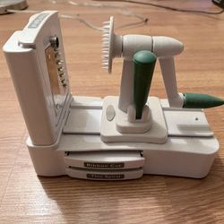 Veggetti Pro Vegetable Spiralizer