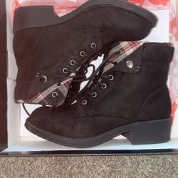 Women/girls Boots