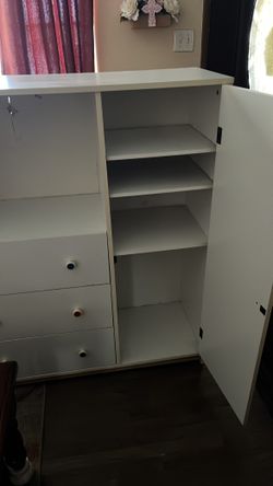 Mueble blanco