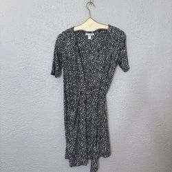 Maternity Wrap Dress 