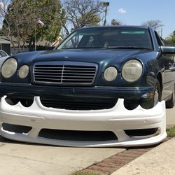 03-09 Mercedes-Benz CLK 55 AMG style front bumper cover brand new