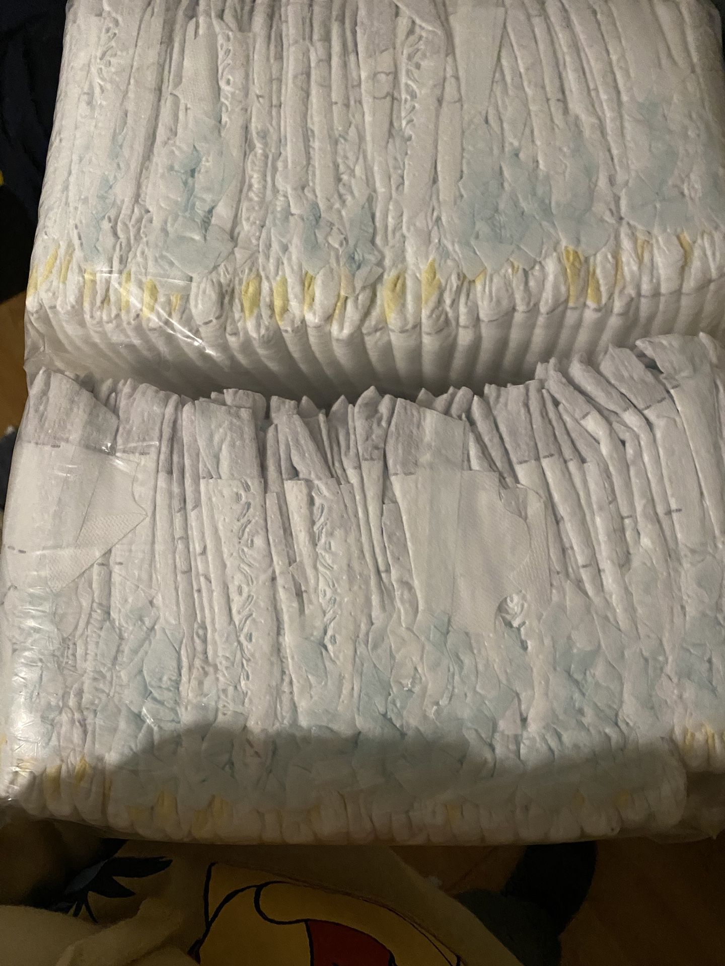 Pampers(diapers)