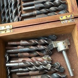 Tools toolbox pipe base handles