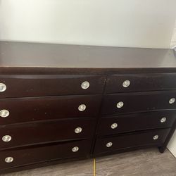 8 Drawer Dresser