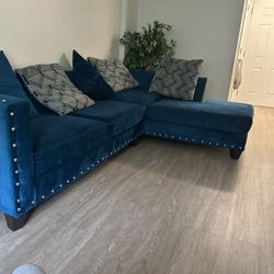 Sectional sofa two piece
