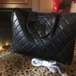 Elegant Badgley Mischka Onyx Back Quilted Crossbody Tote