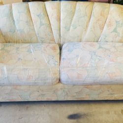 Sofa & loveseat