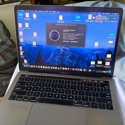 2016 MacBook Pro 256GB i5 Processor