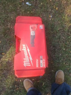Sawzall Milwaukee  12 amp