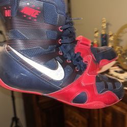 Boxing shoes/Workout shoes/Hyperkos