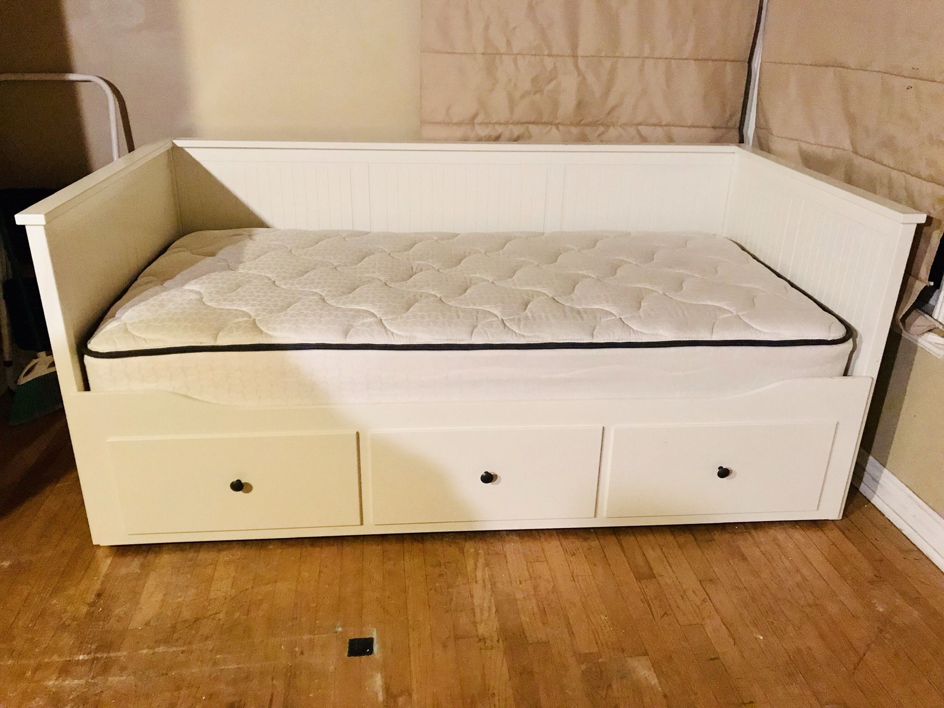 Ikea Virgil Abloh Markerad daybed & Morgedal mattress for Sale in Santa  Monica, CA - OfferUp