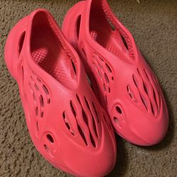 Yeezy Foam Runner Vermillion
