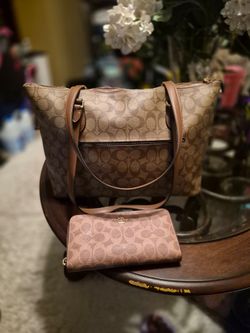 Coach signature tote with wallet