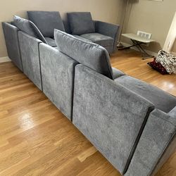 Sofa/Couch in very good condition