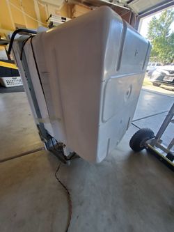 DISH WASHER